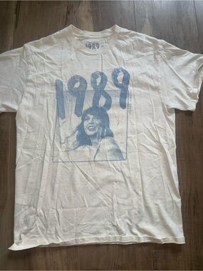 Taylor Swift White Tee with Light Blue 1989 Print